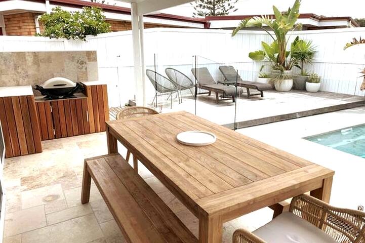 The Pool House gallery image 5