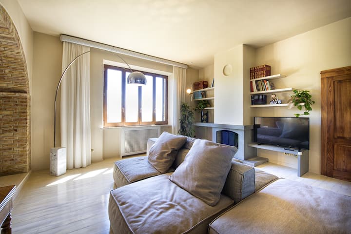 Villa A Vista Fortezza E Val D'orcia Con Jacuzzi - Montalcino