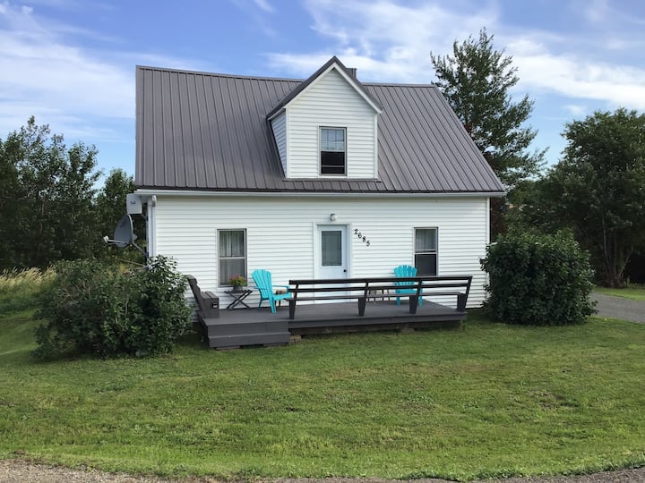 DesLauriers Tracadie Vacation Home Houses for Rent in Afton Station, Nova Scotia, Canada Airbnb