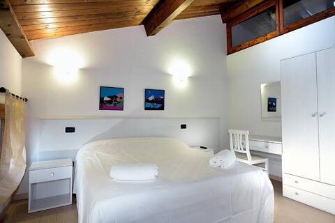 Under the Walls ⭑ ⭑ ⭑ ⭑ ⭑ Modern apartment
