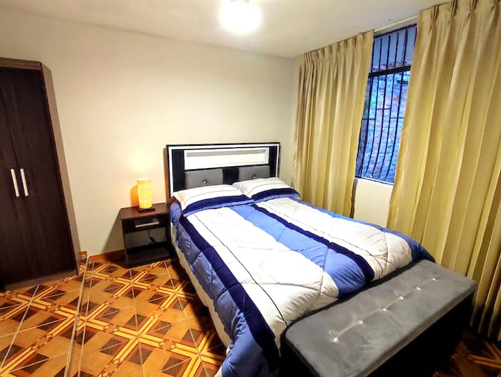 Vzdušná a vzdušná druhá spálňa.