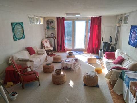 Pleasant bed and breakfast
with fireplace
