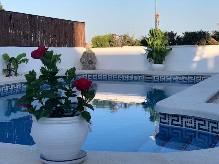 Apartment with pool and private terrace