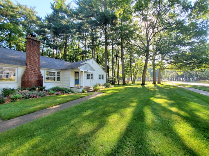 Whitehall Vacation Rentals & Homes Michigan, United States Airbnb