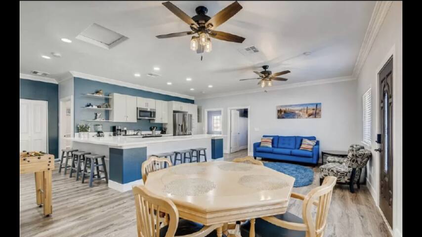 Beautiful Casita with Amazing Views, Pool & Sauna gallery image 2