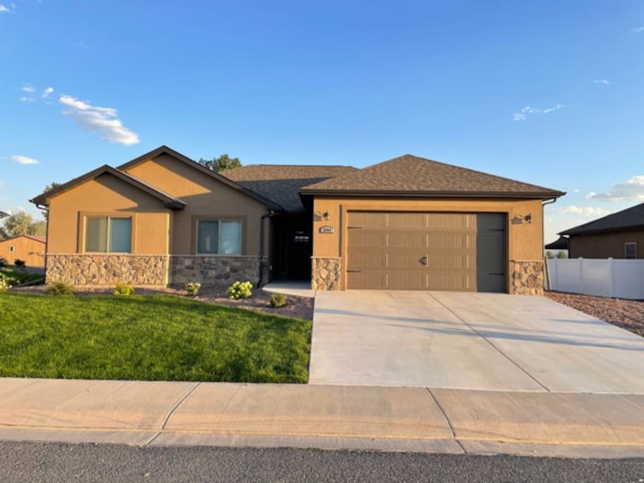 Luxurious 3 bedroom in Montrose Houses for Rent in Montrose, Colorado