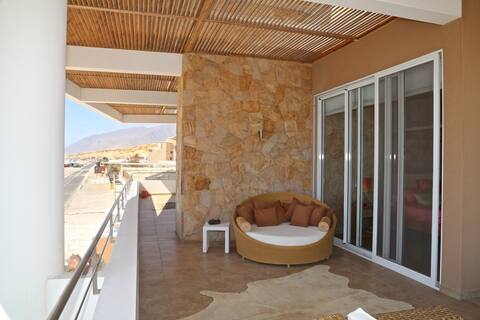 Relax desert Villa in front of the beach