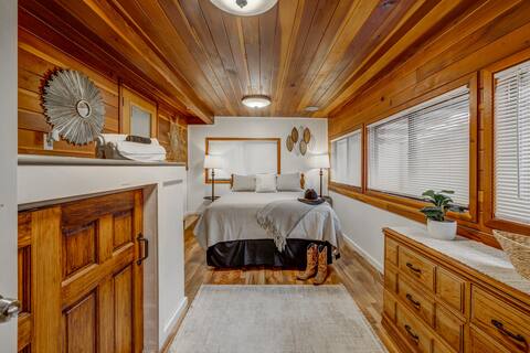 Casper Mountain Escape-Entire home- close to town