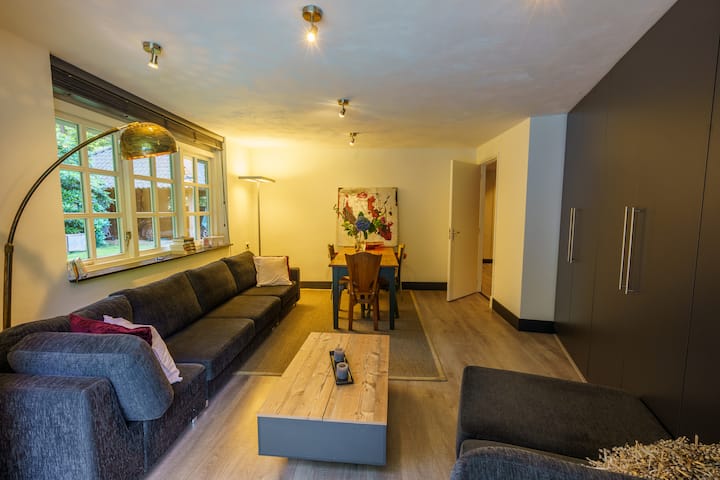Authentic Peaceful B&b With A Beautiful Garden - Helmond