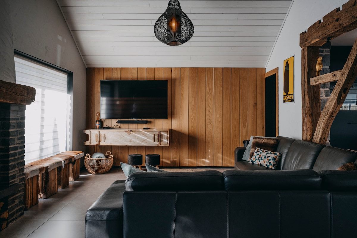 Popular Airbnb listing: Beautiful "Le Capucin" cottage close to Durbuy in Somme Leuze