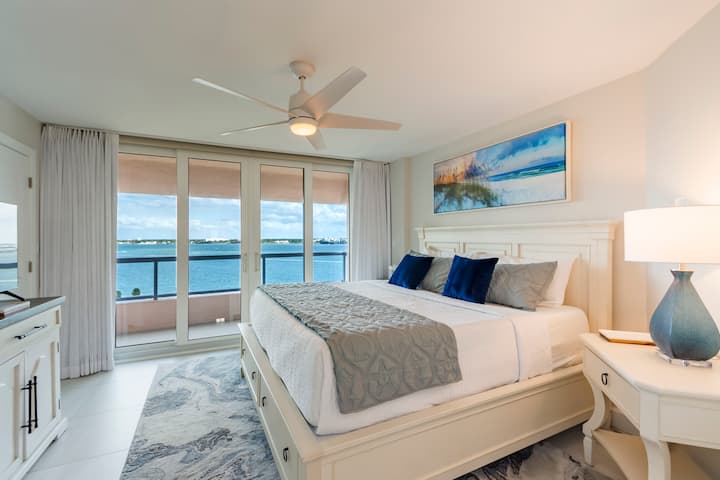 Guest room overlooks the Intercoastal.  View amazing sunrises every morning!