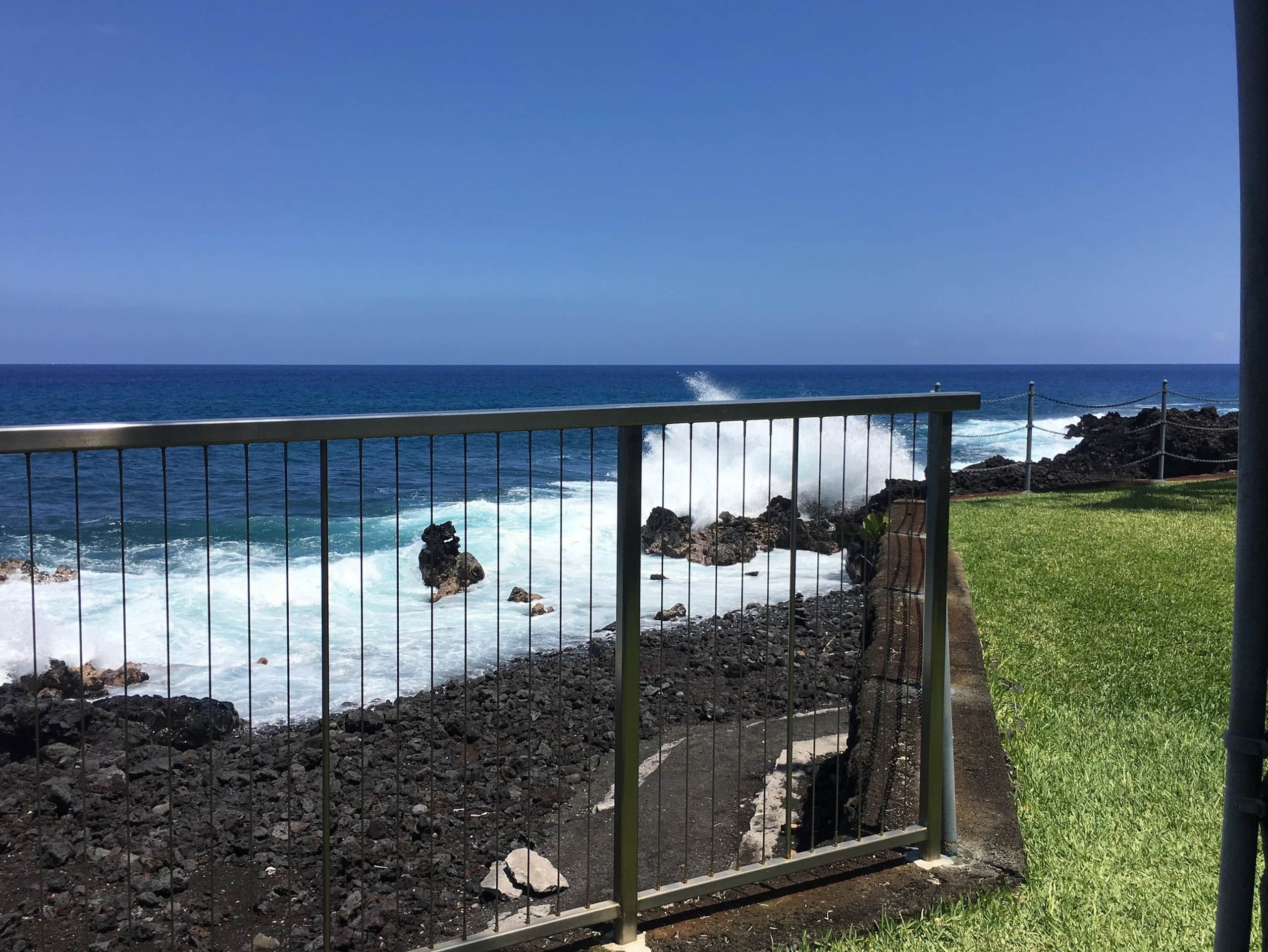 Condo in Kailua-Kona · ★4.92 · 1 bedroom · 2 beds · 2 baths - Image 35