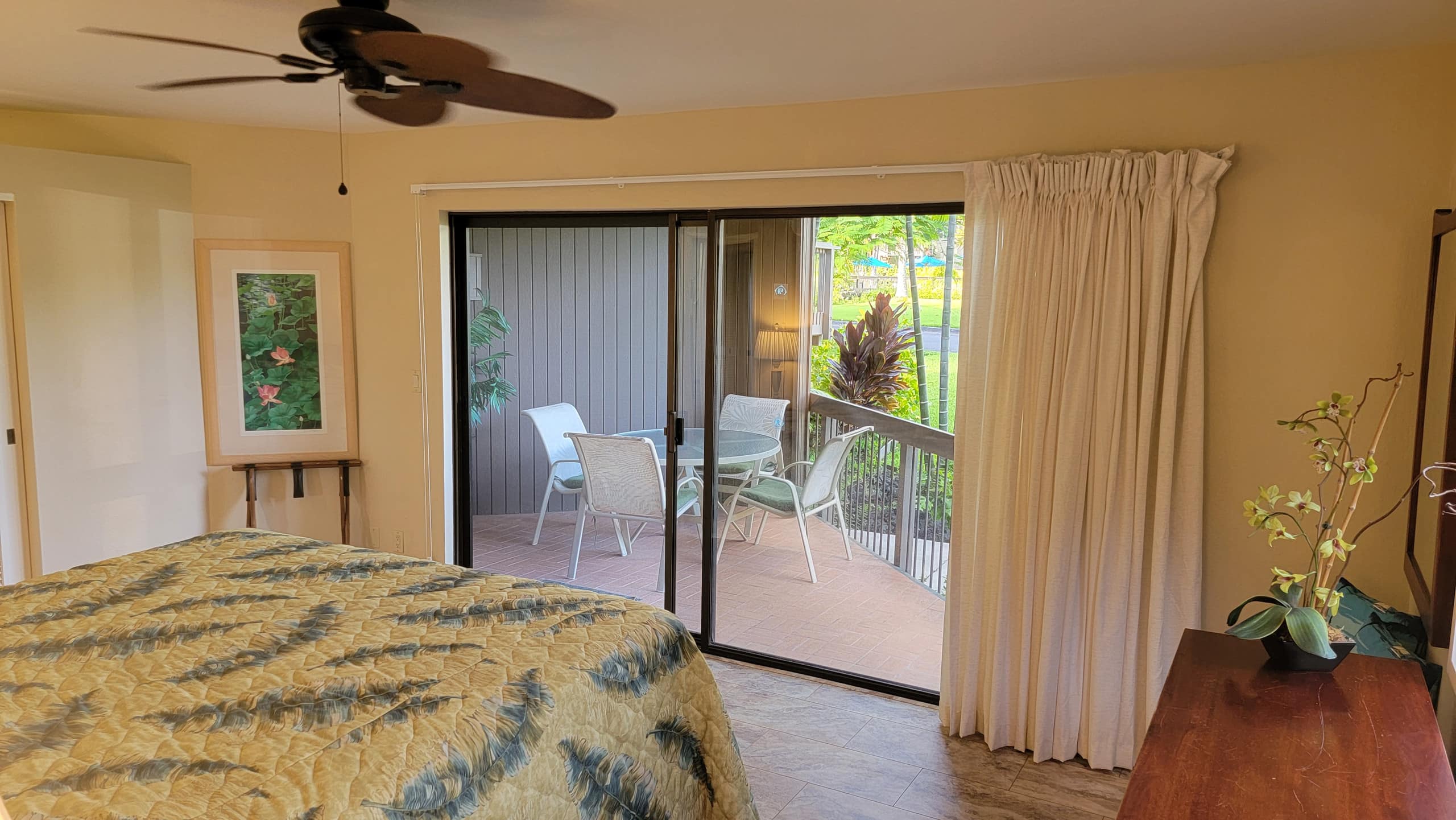 Condo in Kailua-Kona · ★4.92 · 1 bedroom · 2 beds · 2 baths - Image 16