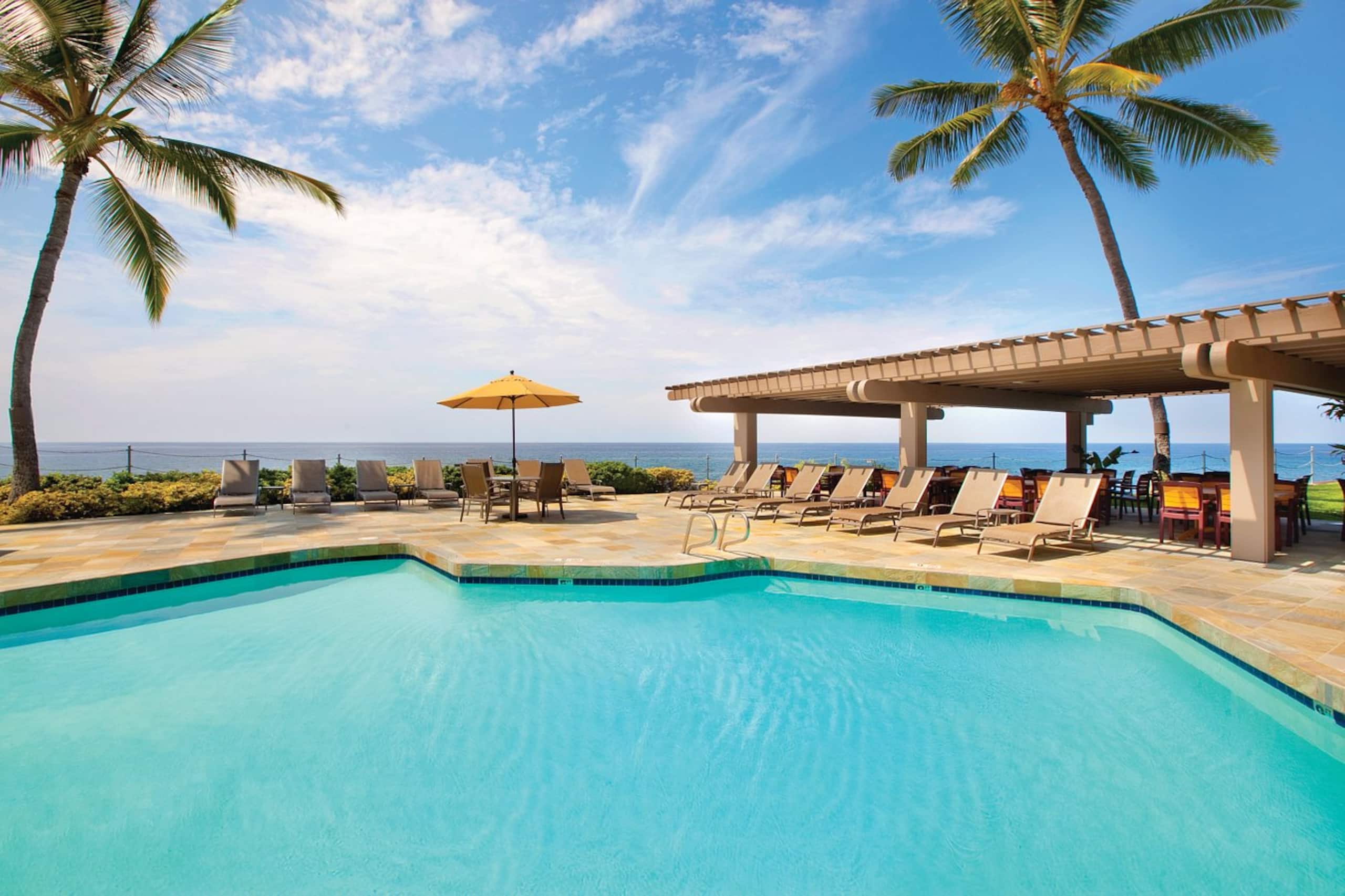 Condo in Kailua-Kona · ★4.92 · 1 bedroom · 2 beds · 2 baths - Image 29