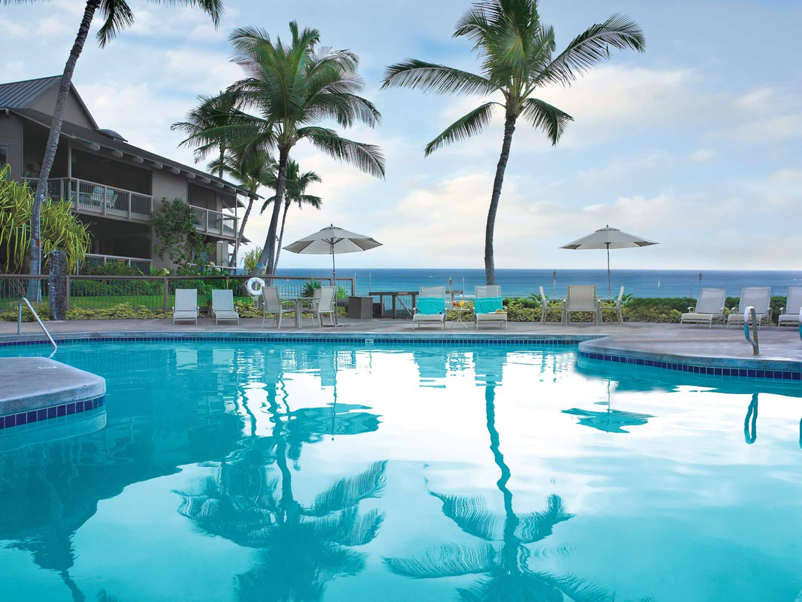 Condo in Kailua-Kona · ★4.92 · 1 bedroom · 2 beds · 2 baths - Image 28