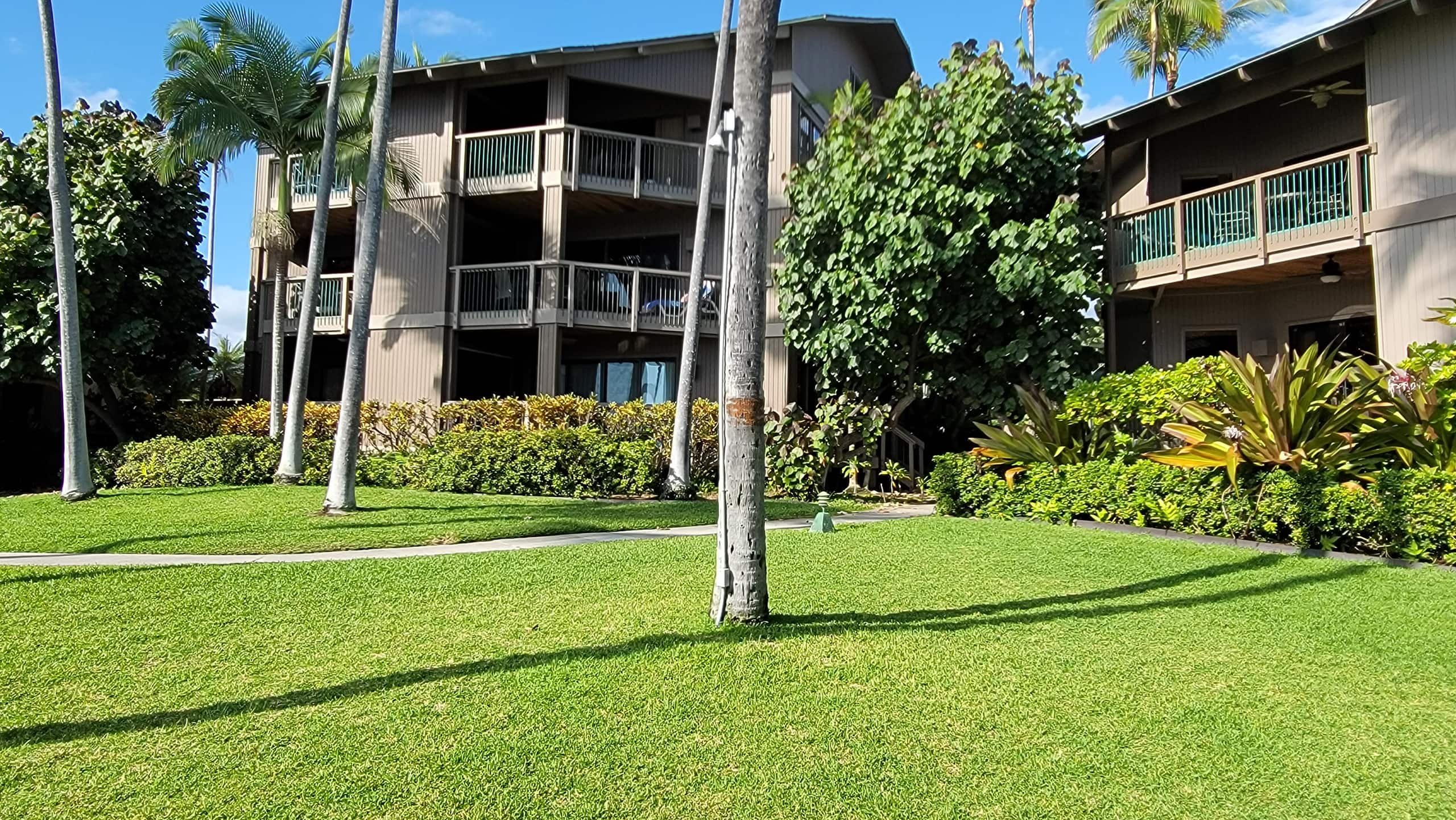 Condo in Kailua-Kona · ★4.92 · 1 bedroom · 2 beds · 2 baths - Image 25