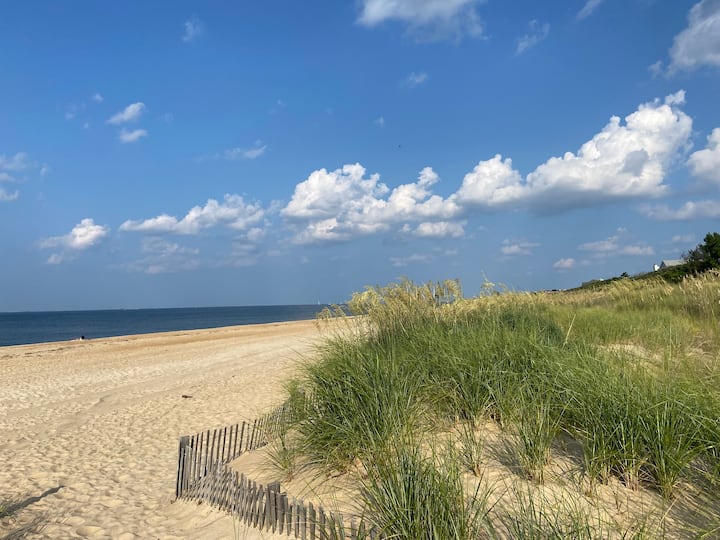 Peaceful beach @Courtyard Cottage+No Cleaning Fee!