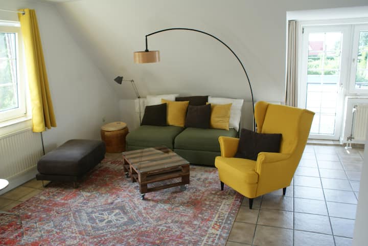 Ferienwohnung 60m²• Balkon•parkplatz•ruhig•zentral - Norden