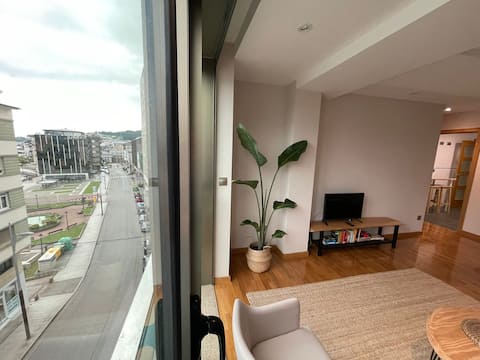 Anuncio de Airbnb popular: Beautiful apartment in downtown Viveiro en Viveiro