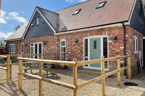 The Willows- 2 Bedroom Ground Floor Cottage