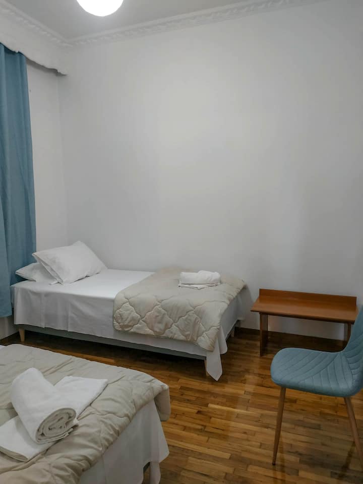 Dhomë gjumi 1