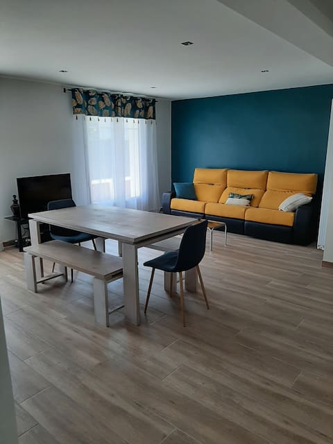 Top Airbnb: Between SEA and MOUNTAIN, apartment F4 in Urrugne à Urrugne