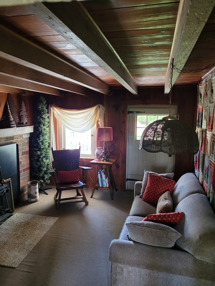 Historic Farmhouse at Turtle Lane Houses for Rent in Churchville