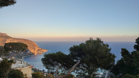 Sea view apartment between Nice and Monaco 2