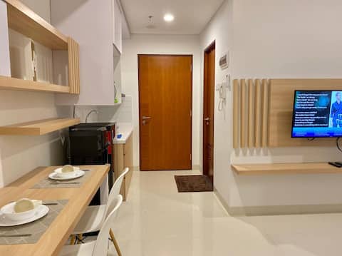 1 Bed Room Cozy Apartment near ICE BSD & Aeon Mall
