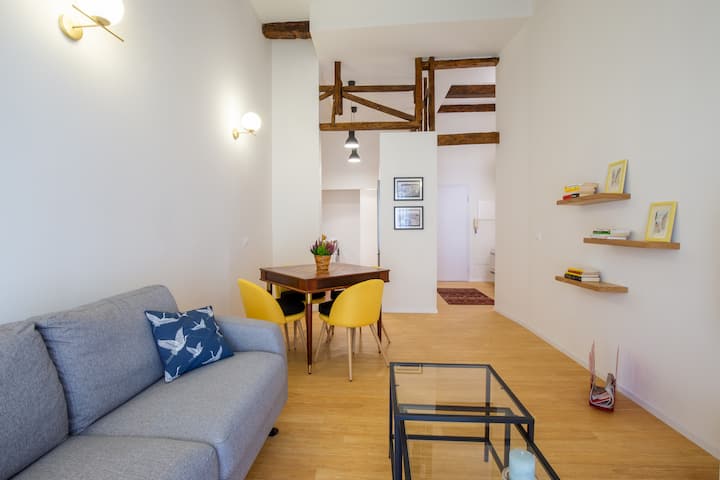 Suite Azuni 22, Apartment In The Heart Of Cagliari - Cagliari