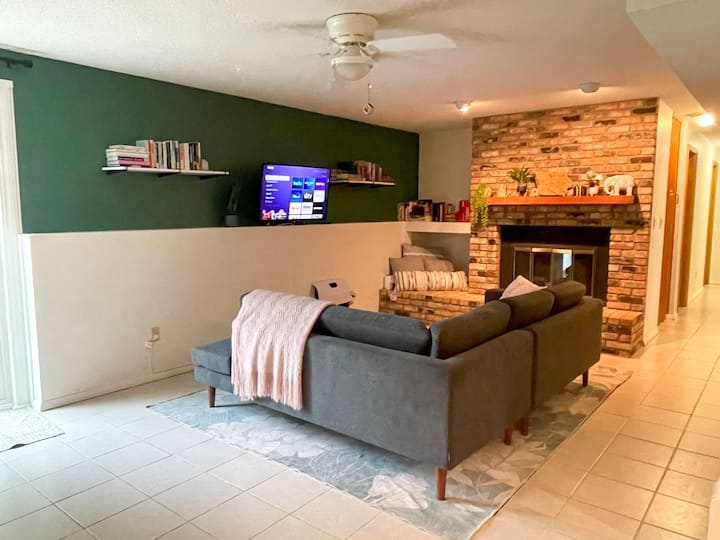 Iowa City Vacation Rentals Airbnb