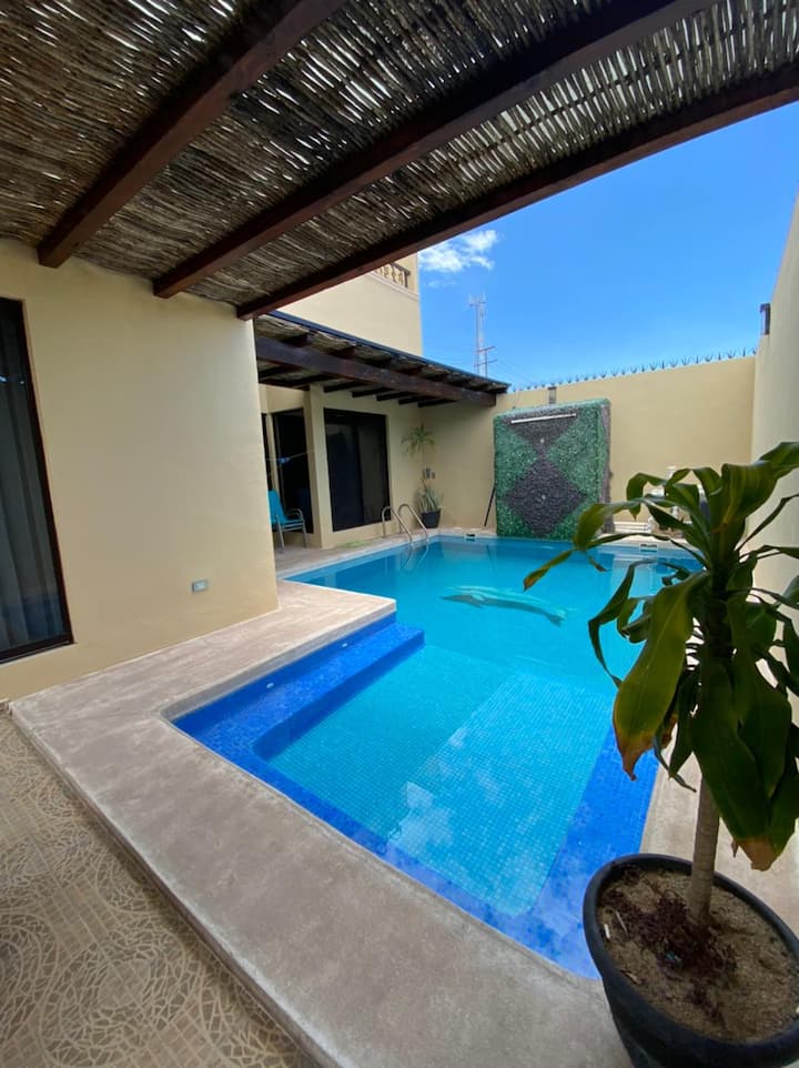 Residencial Las Flores excepcional vista al mar Casas en renta en La