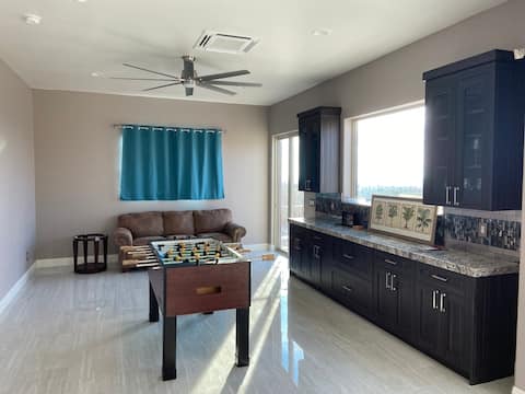 Successful Airbnb property: Oasis. Pool. Spa. Hiking. Views. Quiet. Desert. in Apache Junction