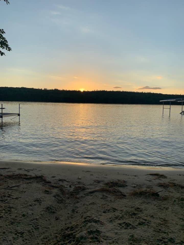 Pawtuckaway Lake Vacation Rentals & Homes Nottingham, NH Airbnb