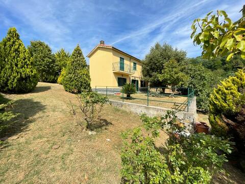 Detached house large garden CITR011012-0005