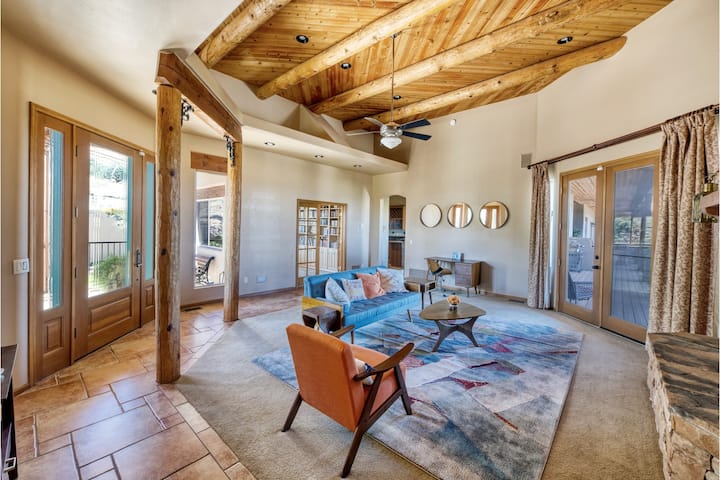 Century Point -
Mountain Home With Amazing Views - Hereford, AZ