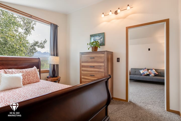 Upstairs Bedroom