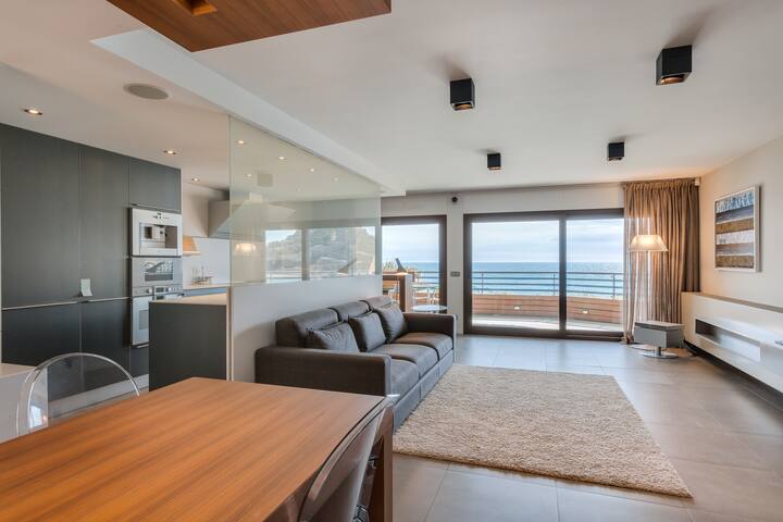 TOP LUXURY BEACH FRONT Tossa de Mar gallery image 3