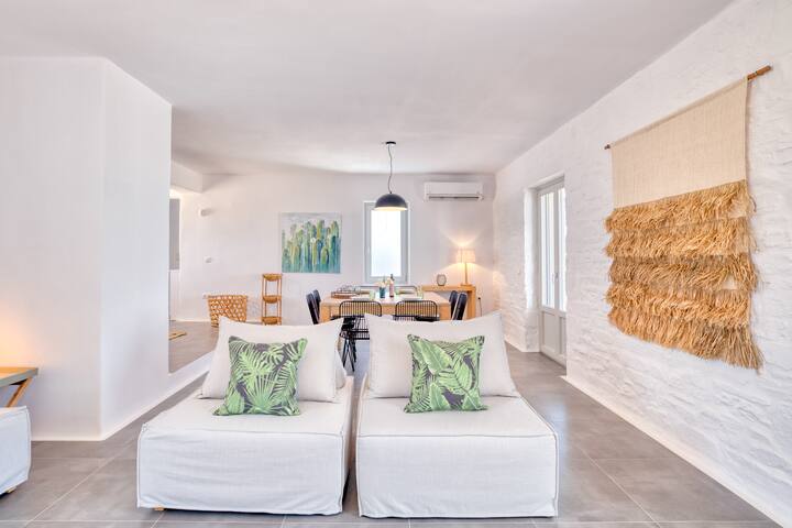 White Sand Paros Villa DREAM gallery image 4