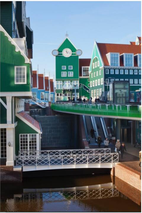 Studio with patio-12 min from Amsterdam Centre