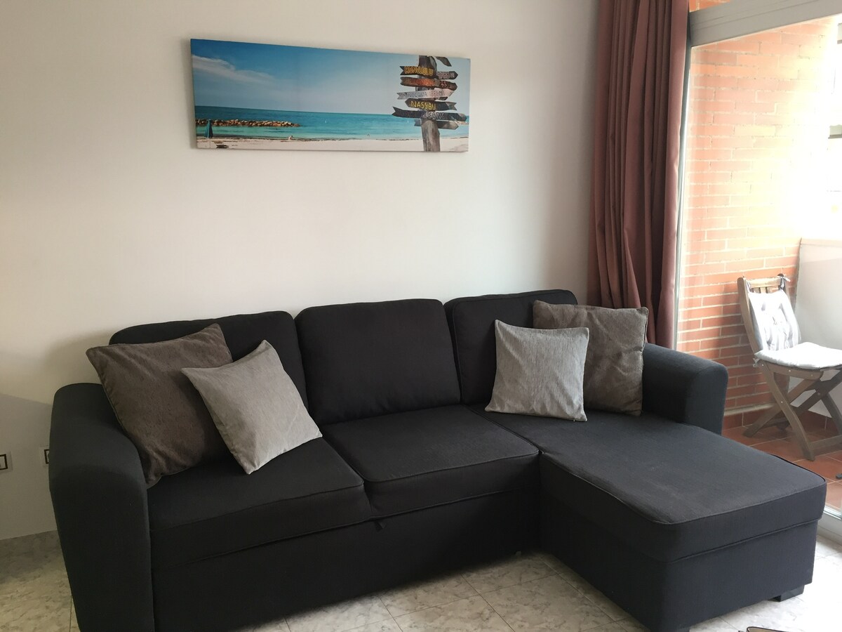 Top Airbnb: Apartment Costa Brava 250 m beach in Lloret De Mar