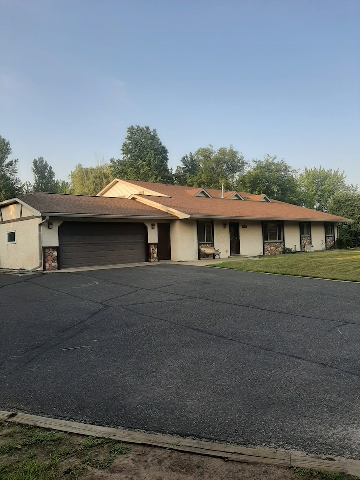 Isanti Holiday Rentals & Homes Minnesota, United States Airbnb