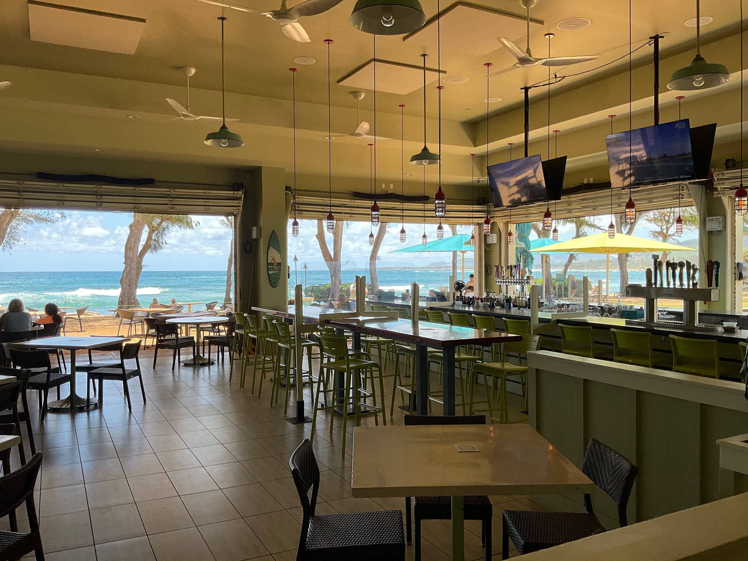 Oceanfront Studio at Islander on the Beach 325 - Photo 30