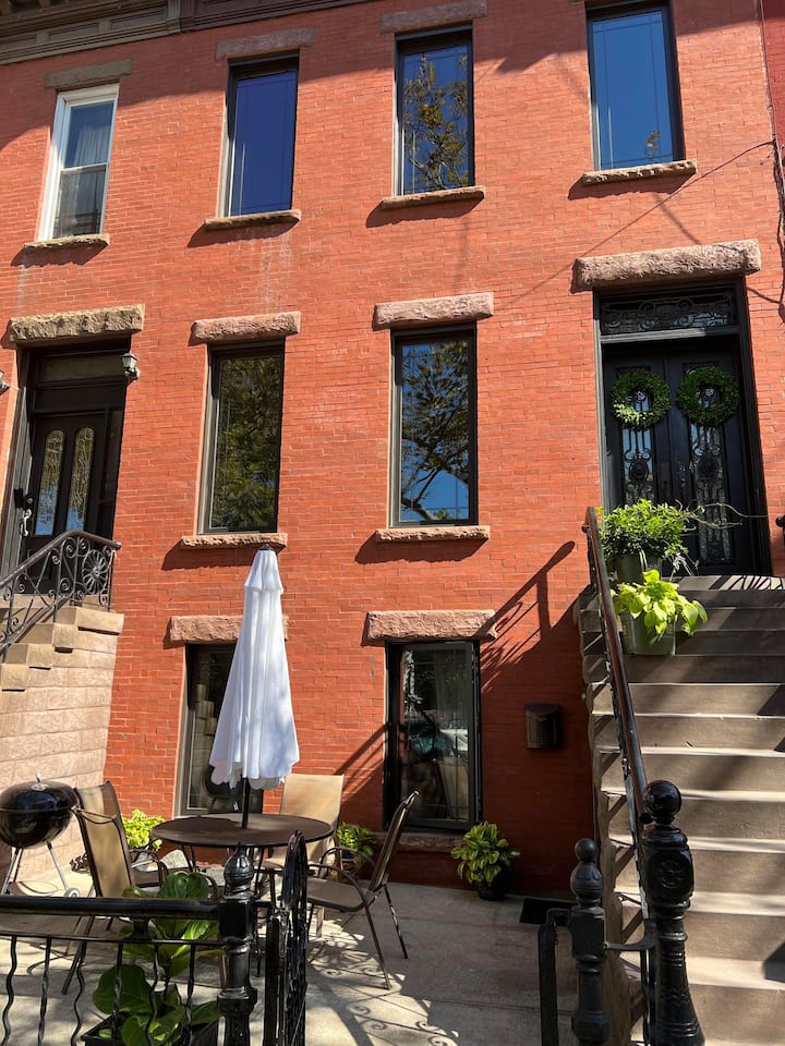 The Fern Spacious Garden Apartment Llc - Brooklyn, NY