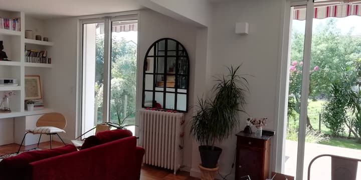 Agréable Maison De Ville Avec Piscine à Bayonne - Bayonne