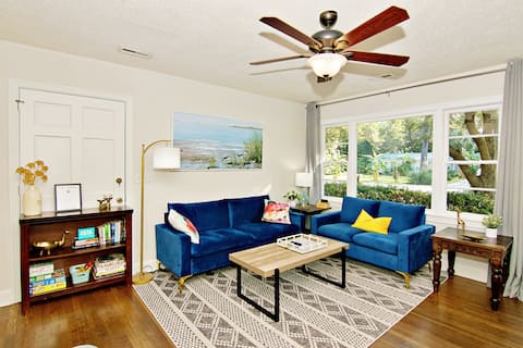 Successful Airbnb property: Cozy tropical oasis 🌴10 min to beach🏖& downtown in James Island