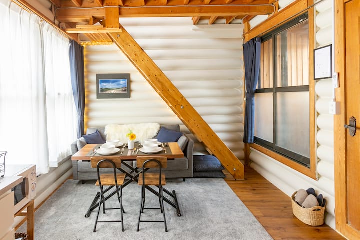 Log Cabin In The Woods - Yukari Cabins #2 - Furano