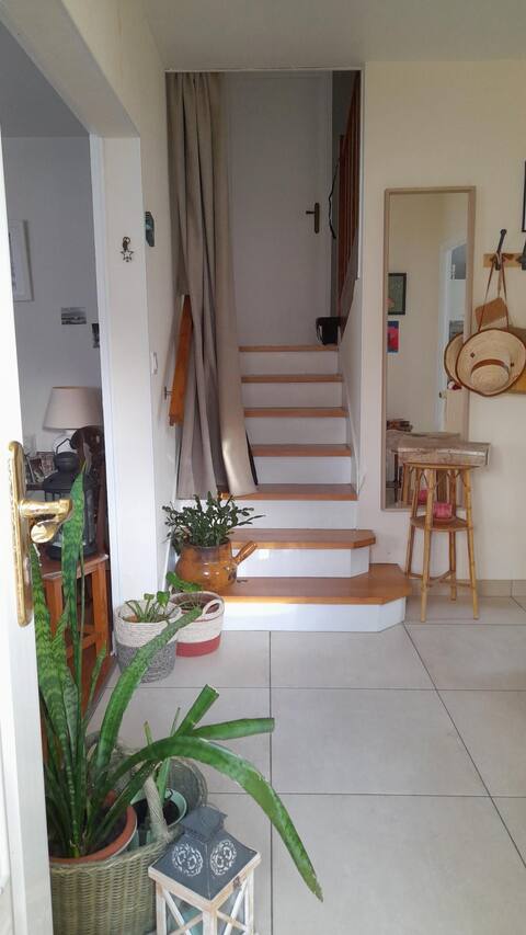 Room with private parking and breakfast.