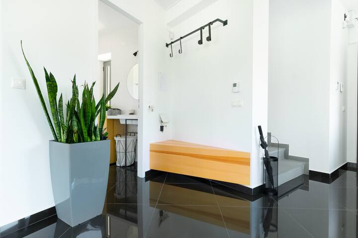 The HostMaster Urban Roofgarden Gateaway gallery image 4