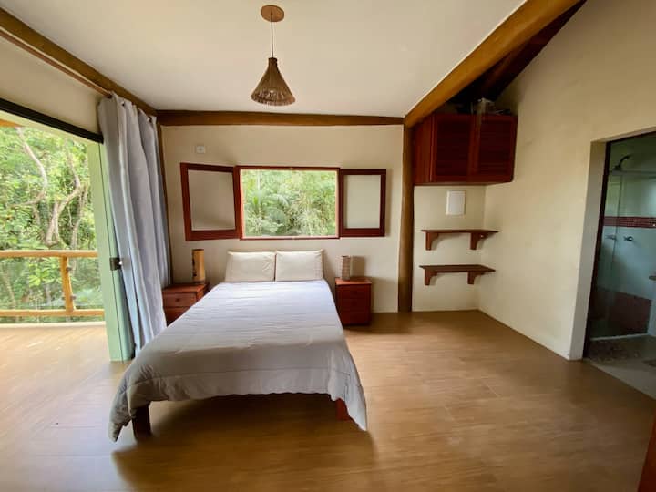 סוויטה 2 עם מרפסת פרטית.